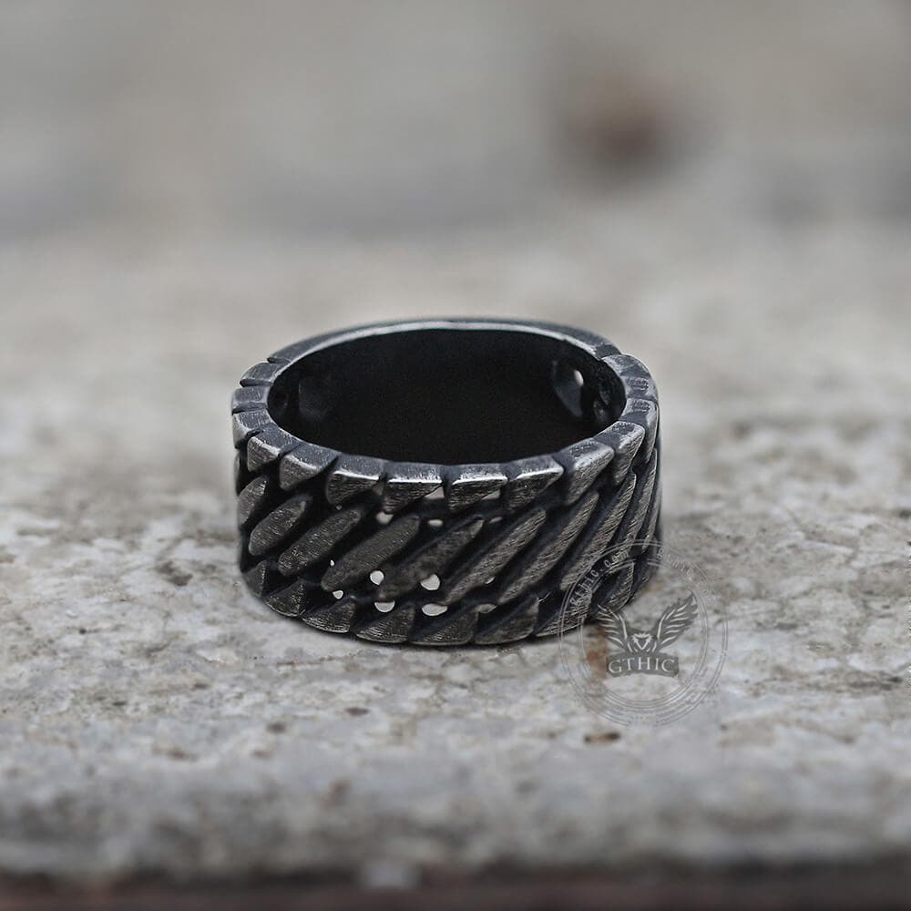 Locomotive Style Chain Stripes Stainless Steel Ring