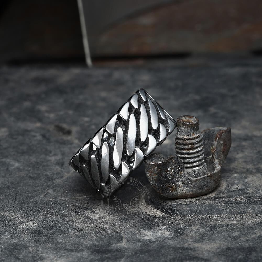 Locomotive Style Chain Stripes Stainless Steel Ring