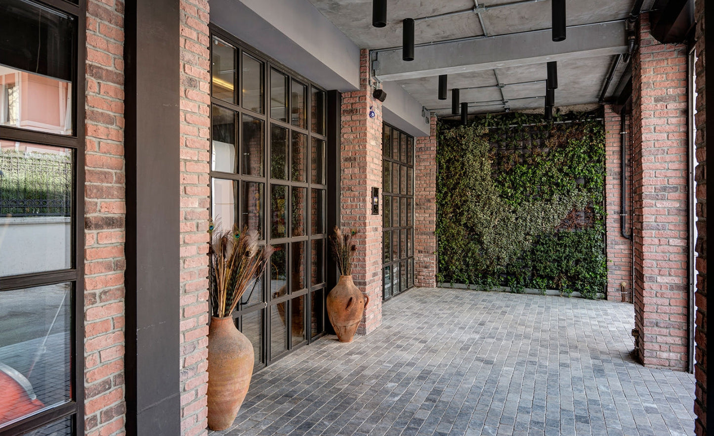 Granulbrick Red Manufactured Stone Handmade Brick Veneer - Livfloors Collection