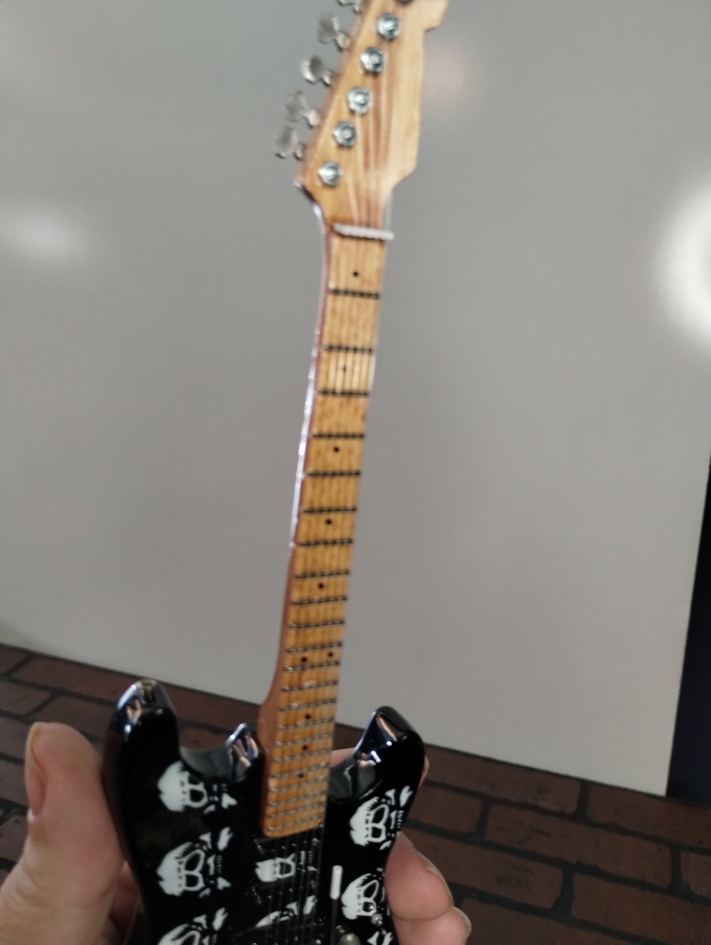 MICHAEL WILTON (Queensryche) ESP Signature Skulls 1:4 Replica Guitar~Axe Heaven~