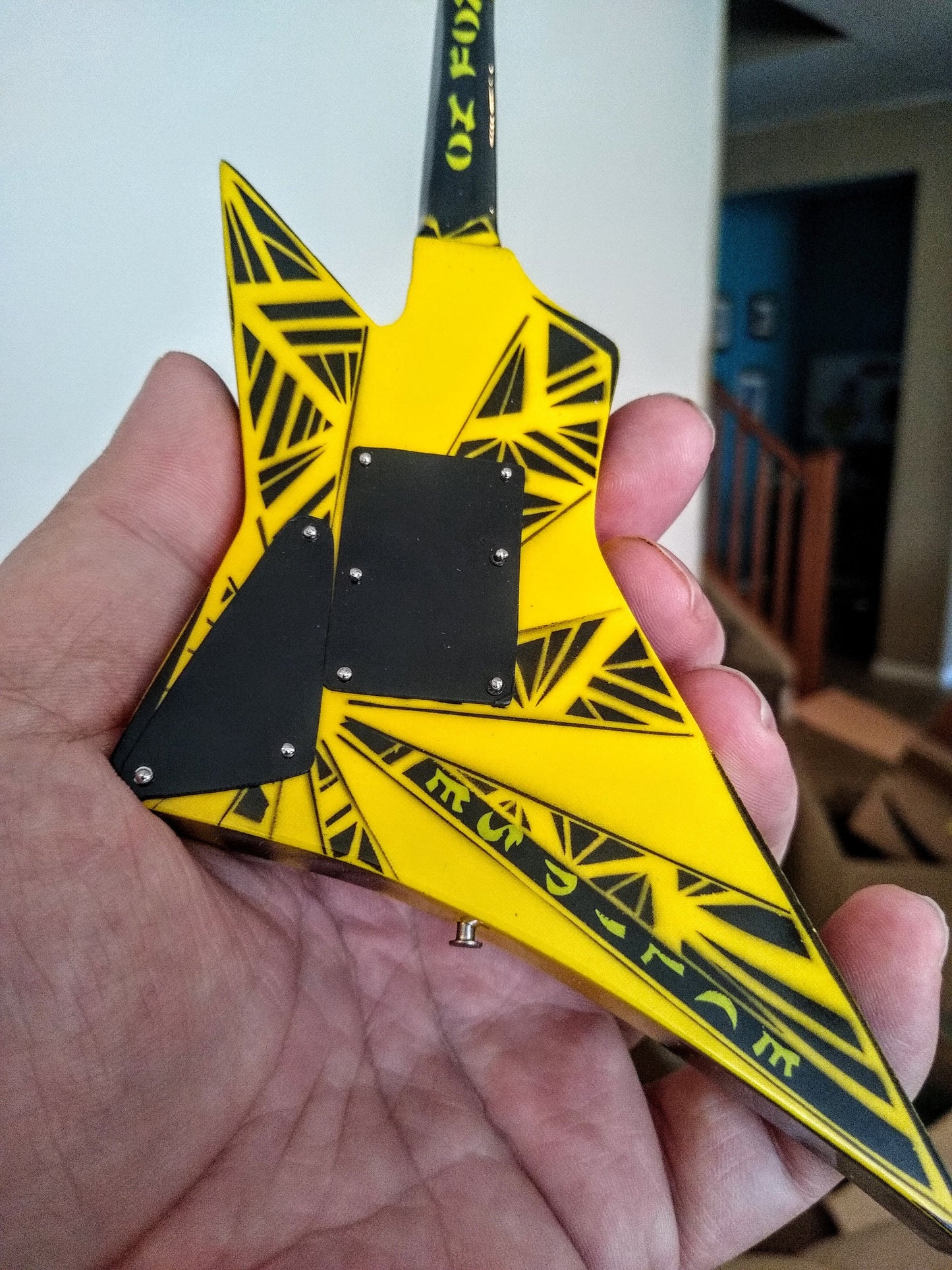 OZ FOX - Yellow and Black Eclipse 1:4 Replica Guitar ~New~