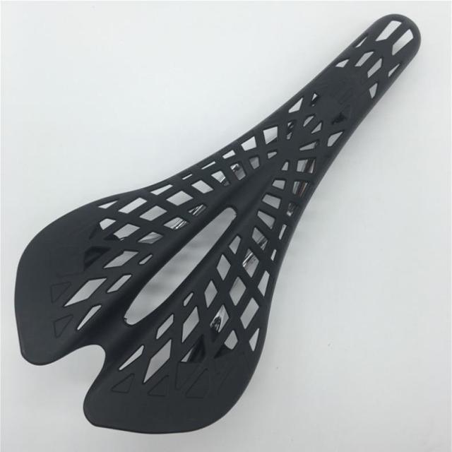 Lightweight Bicycle Front Seat Mat Bike Saddle Bicycle Seat Cushion Pad Breathable Soft Spider Web Saddle Cycling Bicycle Hollow Seat Saddle Comfy Ultra Light Mountain Bike Road Bicycle Saddle