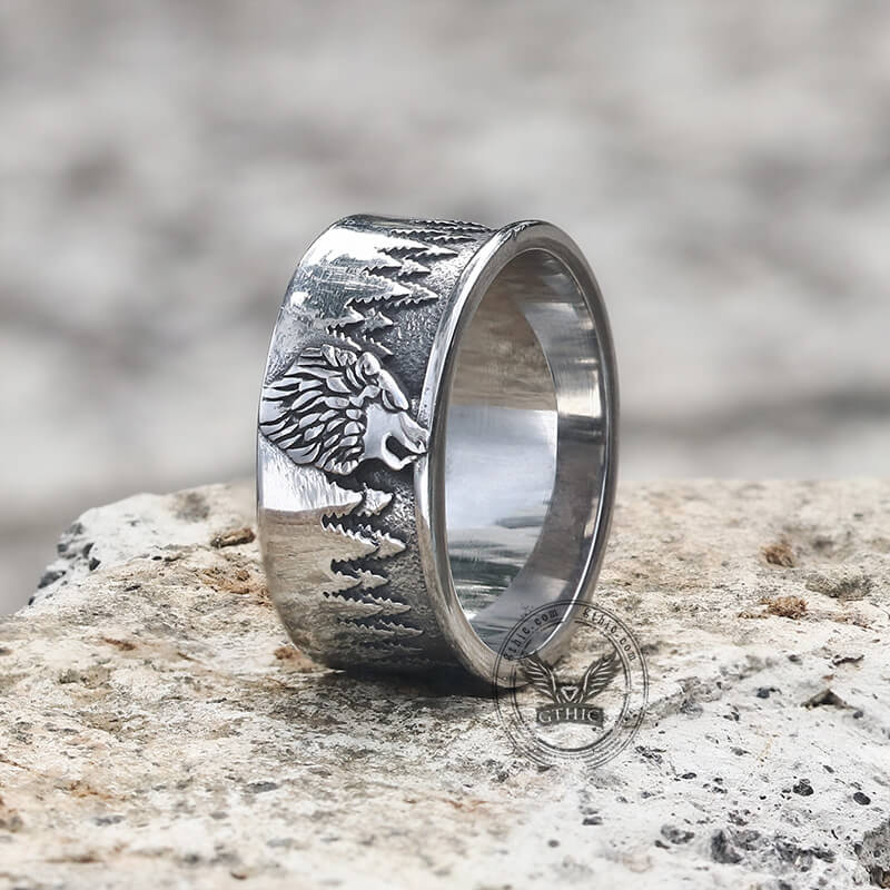 Howling Lone Wolf Stainless Steel Ring
