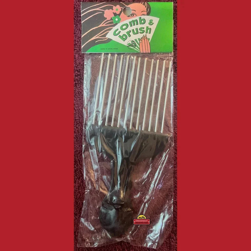 Discover a 1960s Vintage Comb Brush Combo Antique Gift Gem