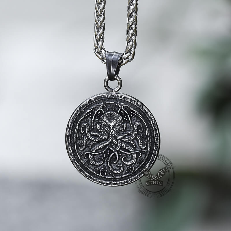 Retro Cthulhu Octopus Stainless Steel Marine Pendant