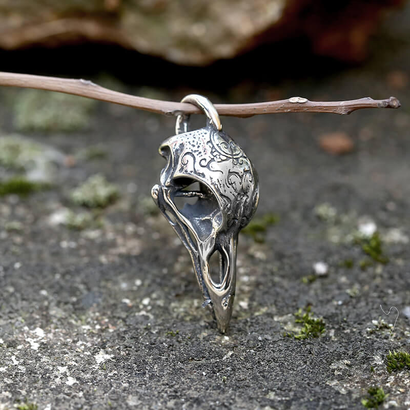 Retro Raven Stainless Steel Skull Pendant