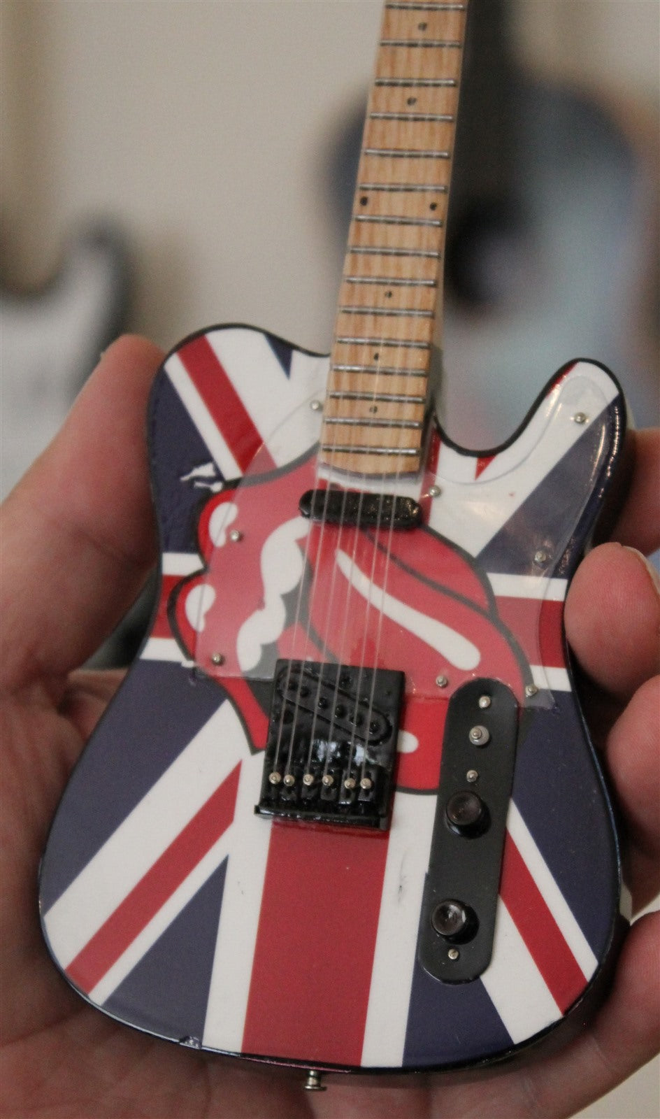 ROLLING STONES "Tongue" Tribute 1:4 Scale Replica Guitar ~New~