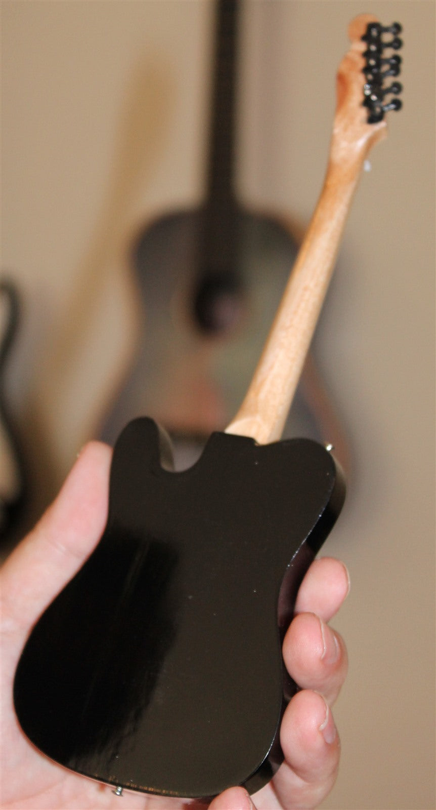 ROLLING STONES "Tongue" Tribute 1:4 Scale Replica Guitar ~New~