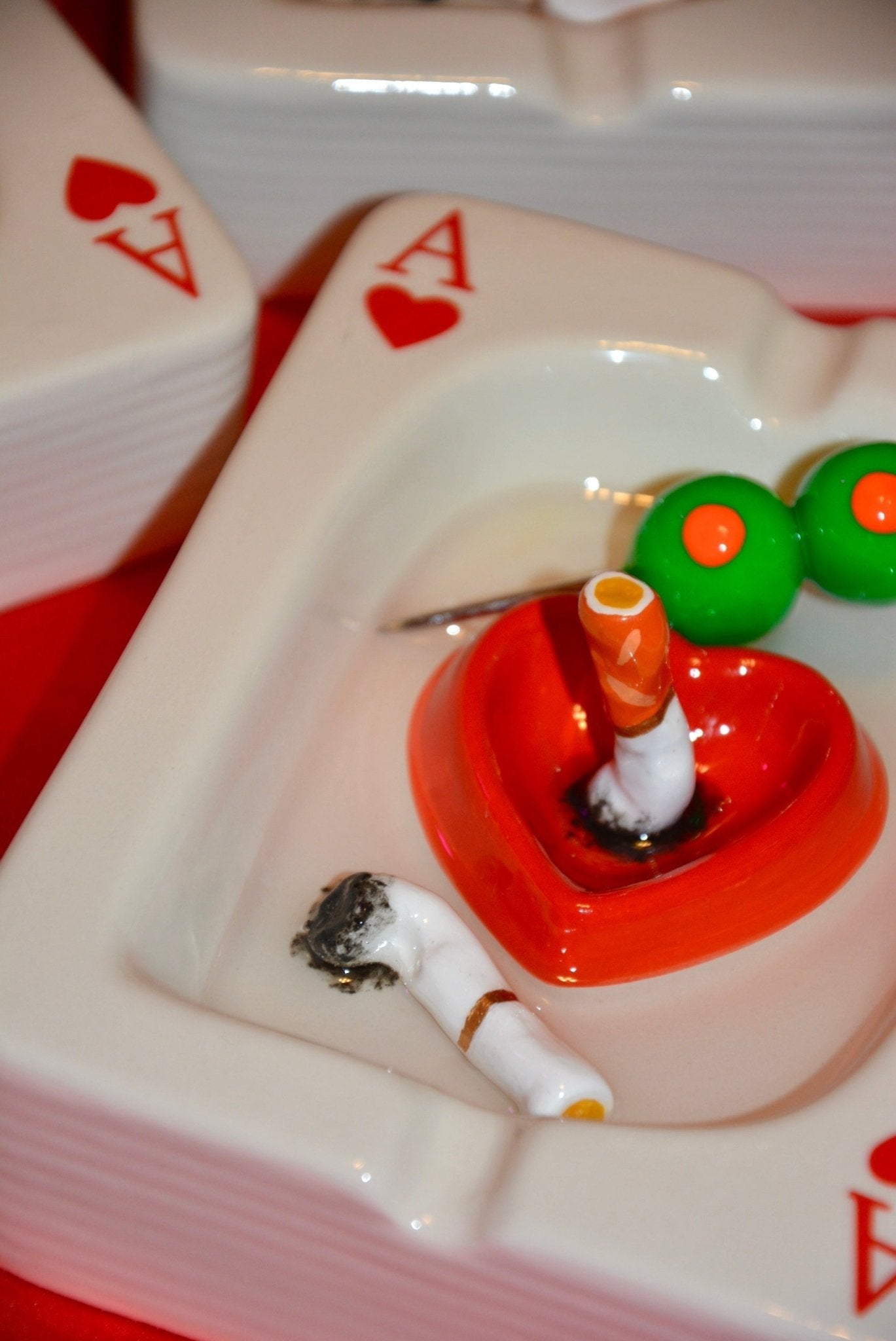 ROADSIDE CASINO ASHTRAY