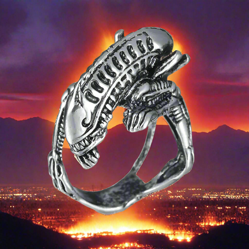 skull ring