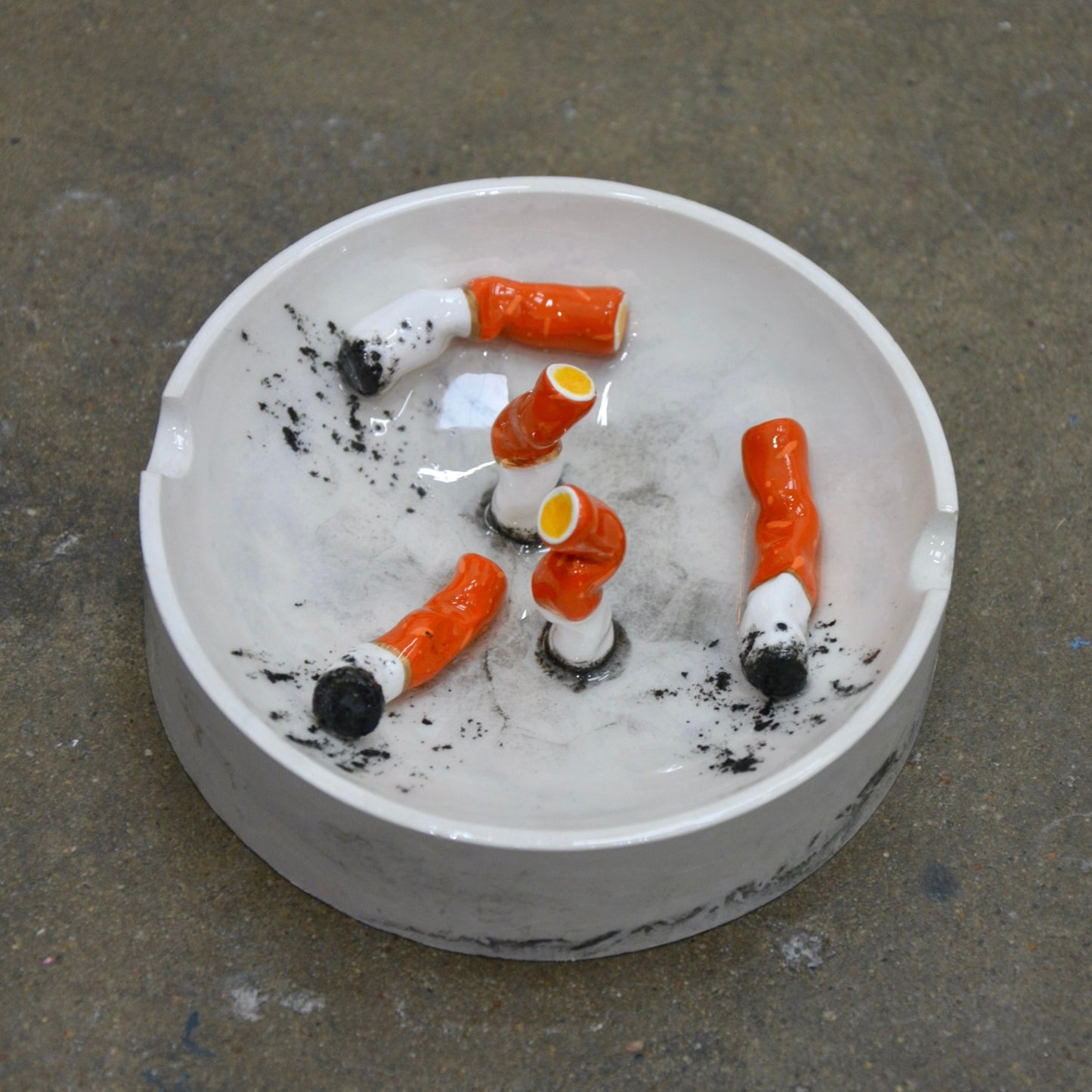 SMOKY AFFAIR ASHTRAY