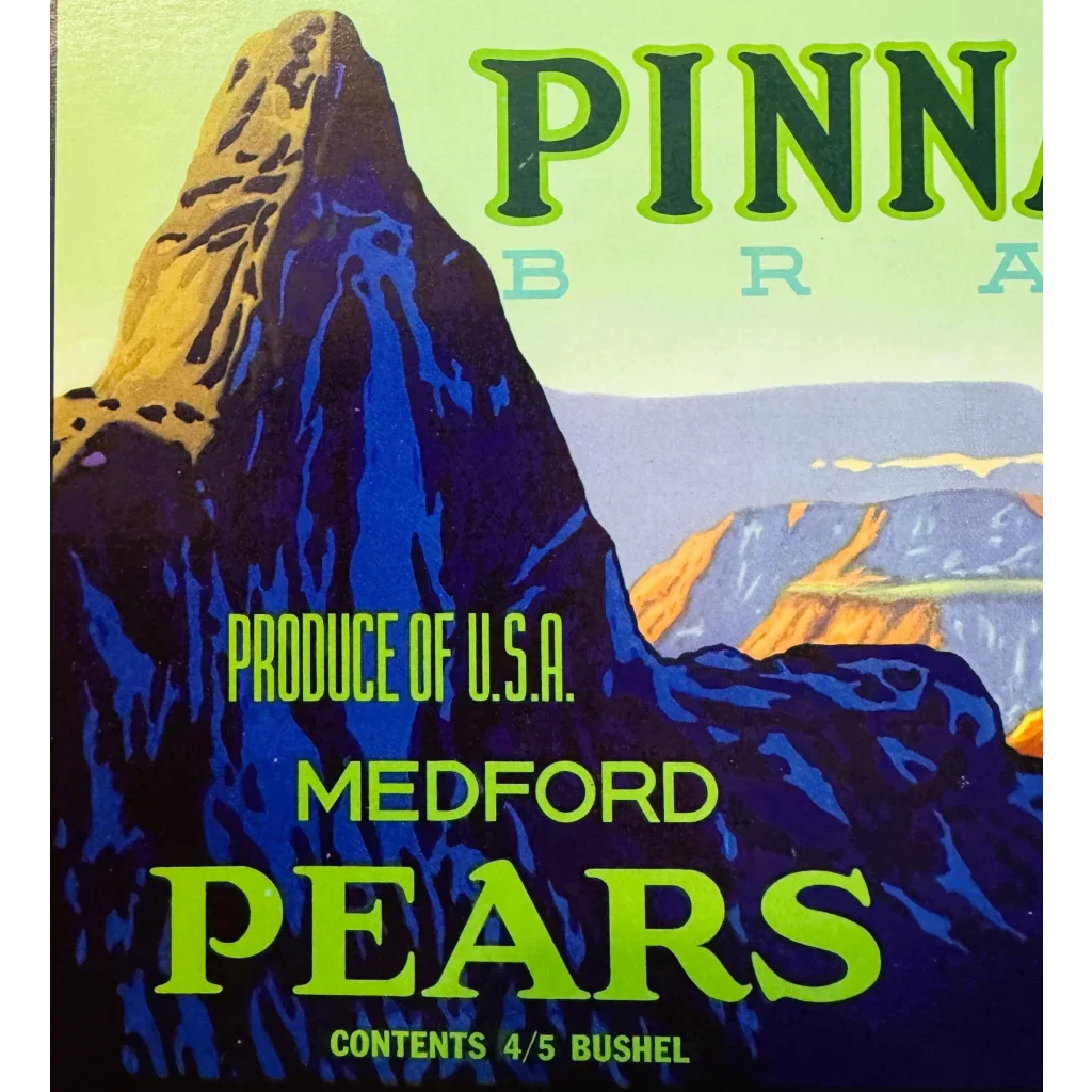 Stunning Vintage 1940s Pinnacle Pears Crate Label from Oregon
