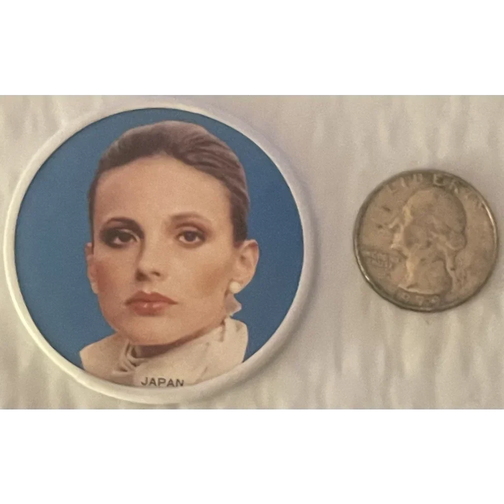 Discover Vintage Memorabilia from Iconic Actresses' Golden Era