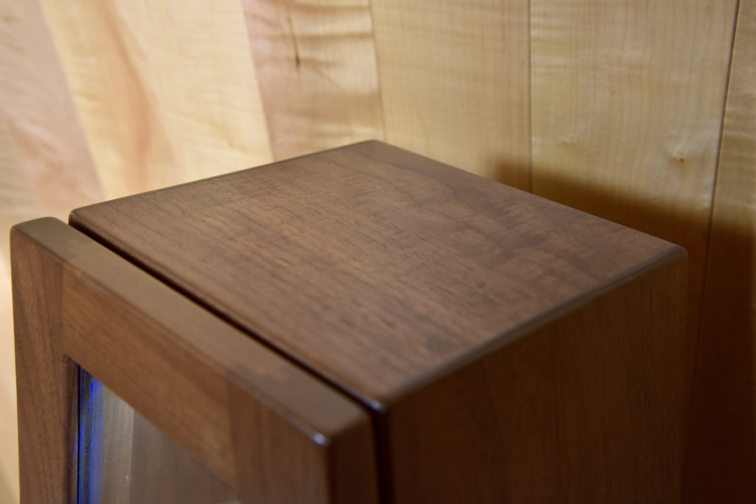ClimaStand Triangle Humidor with Base - Walnut