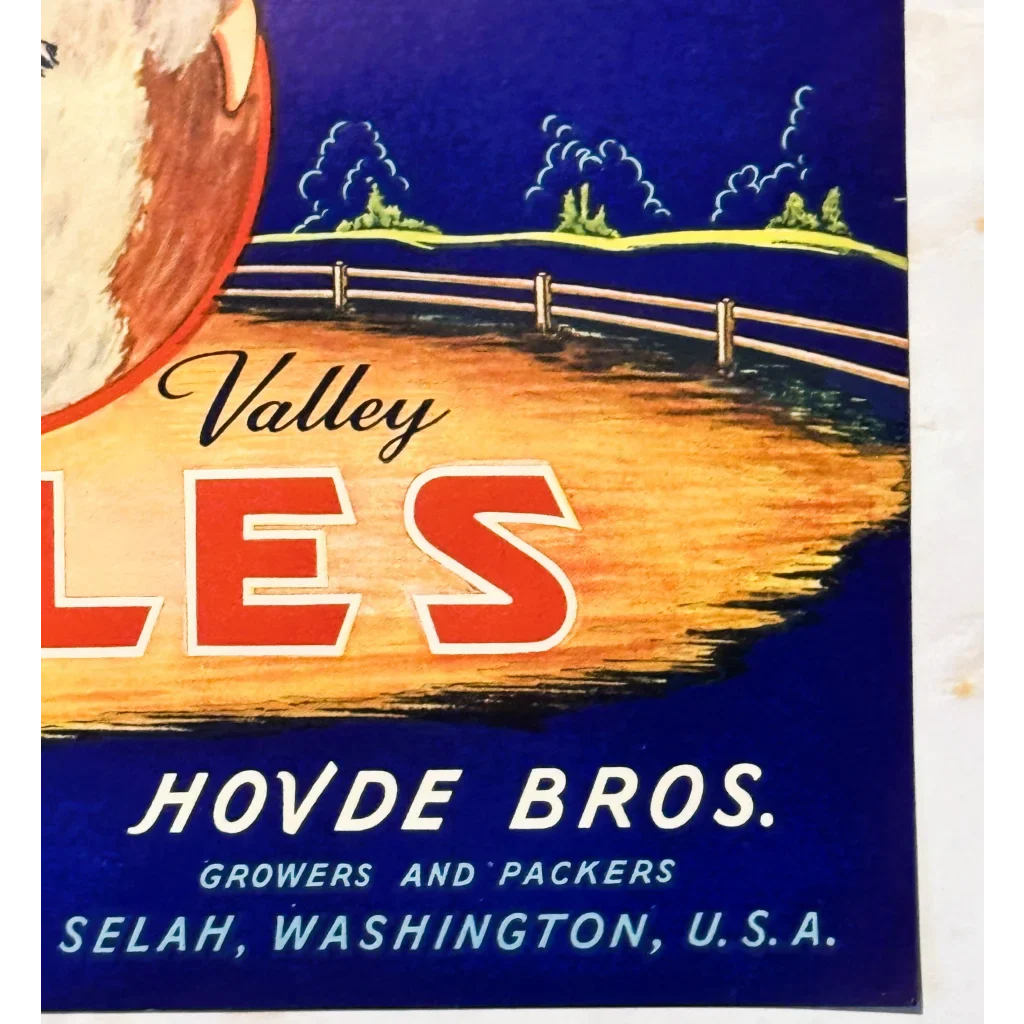 Vintage Hereford Apples Crate Label Brings 1930s Yakima Valley to Life