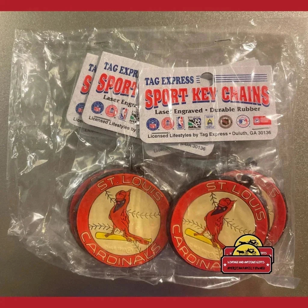 Rare 1997 St. Louis Cardinals Keychain: Vintage MLB Collectible