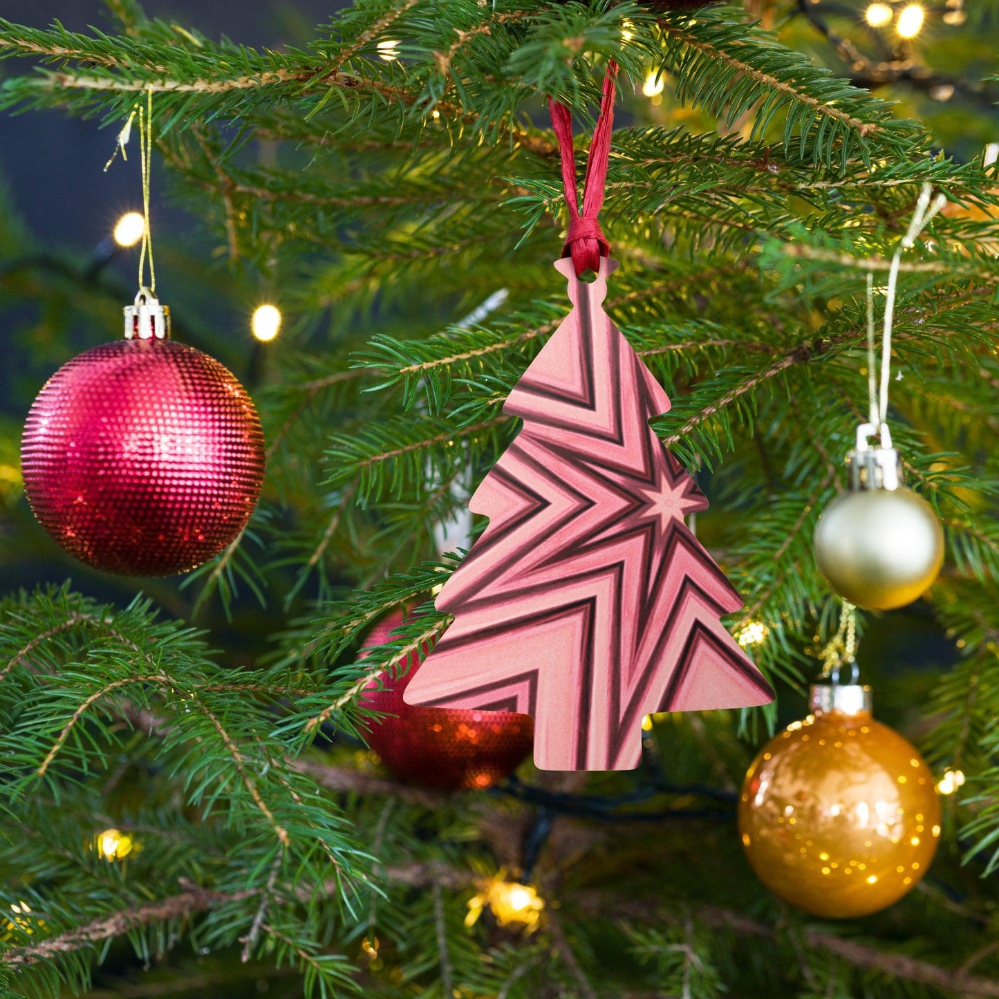 Pink Star Wooden ornaments - Lizard Vigilante