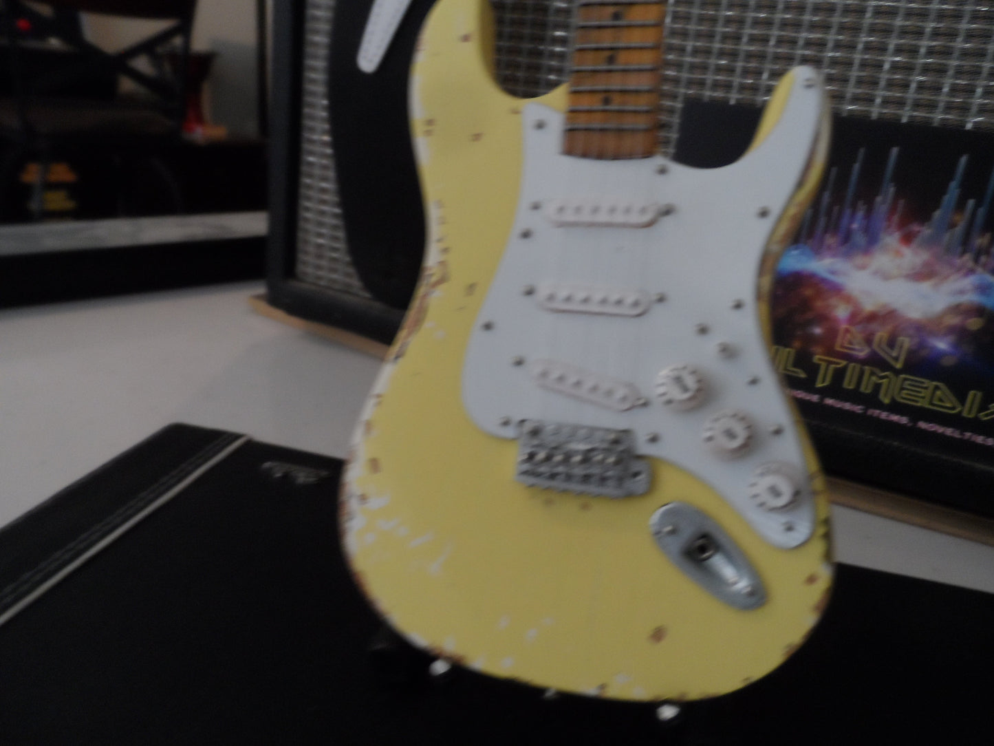 YNGWIE MALMSTEEN - "Play Loud" Fender Strat 1:4 Scale Replica Guitar ~Axe Heaven
